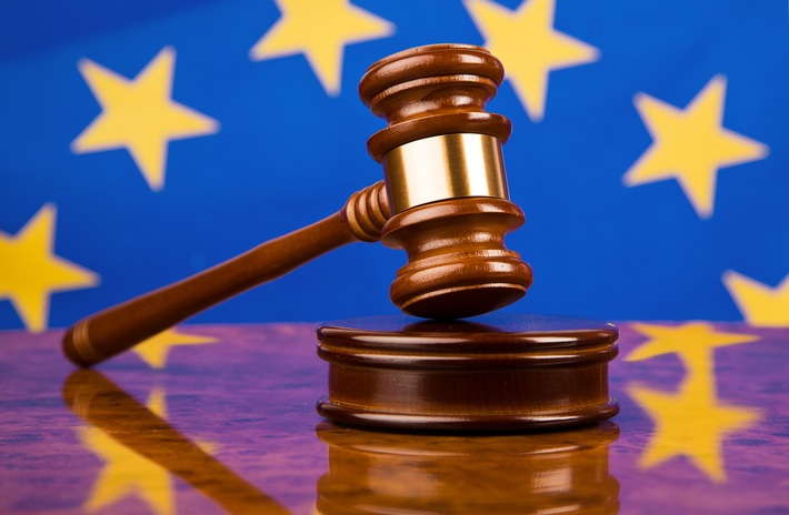 Vorlage an den Europäischen Gerichtshof erschüttert Bankenwelt: Millionen von Verbraucherverträgen widerrufbar?