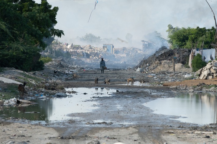 Stichtag Erdbeben in Haiti: Humanitäre Hilfe ist kein Allheilmittel / Bündnisorganisationen von "Aktion Deutschland Hilft" befürchten dramatische Nahrungsmittelknappheit