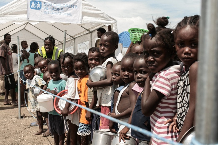 Zum 10. Jahrestag des großen Erdbebens in Haiti: "Viele Hilfsaktionen sind grandios gescheitert" / SOS-Kinderdörfer ziehen eine kritische Bilanz