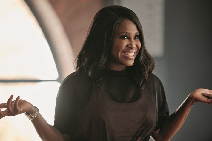 Motsi Mabuse und weitere Teilnehmer im neuen WW TV-Spot sind sich einig: "Noch nie ging Abnehmen so einfach(1), maßgeschneidert und flexibel wie mit meinWW[TM]"