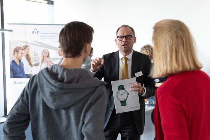 Psychologie der Wirtschaft / Vorträge zur Wirtschaftspsychologie und anderen zukunftsgewandten Studiengängen beim Offenen Campustag der BSP Business School Berlin - Campus Hamburg