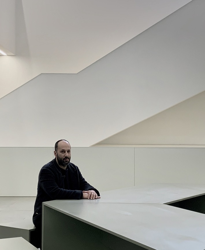 Hugo Canoilas erhält den Kapsch Contemporary Art Prize 2020