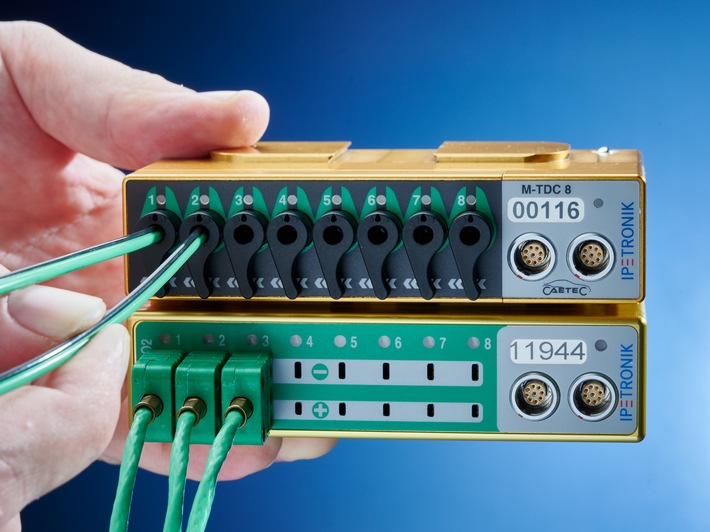 Massive Zeiteinsparung bei der Fahrzeugaufrüstung / Thermomodul M-TDC 8 ermöglicht erstmals steckerlose Kontaktierung zwischen Messstelle und Modul