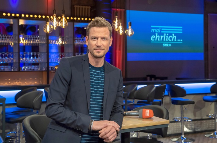 mal ehrlich … was macht Corona mit uns? / SWR Bürgertalk am Mi., 8.4.2020, 20:15 Uhr live im SWR Fernsehen / Bürger*innen, Expert*innen und Politiker*innen im Gespräch mit Florian Weber