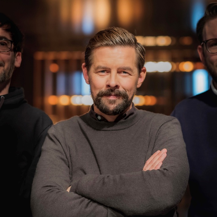 ProSieben bringt erstmals einen Podcast ins Fernsehen: Klaas Heufer-Umlauf geht mit "Baywatch Berlin" am Donnerstag auf Sendung