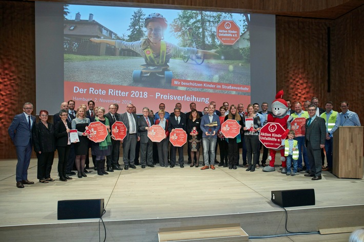 Aktion Kinder-Unfallhilfe sucht Rote Ritter