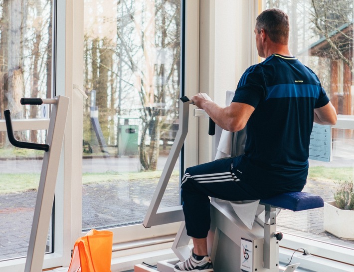 Rückenkolleg der BG BAU – Gezieltes Training gegen berufsbedingtes Rückenleiden