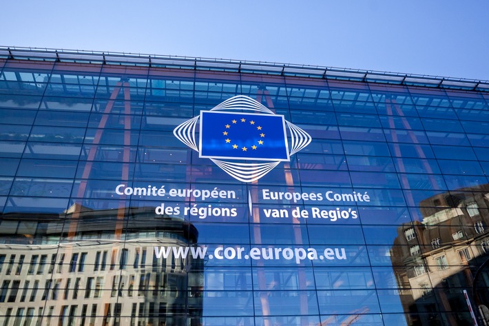 COVID-19: AdR-Präsident begrüßt neue EU-Maßnahmen, betont jedoch, dass Regional- und Kommunalpolitiker deren praktische Umsetzung prüfen werden