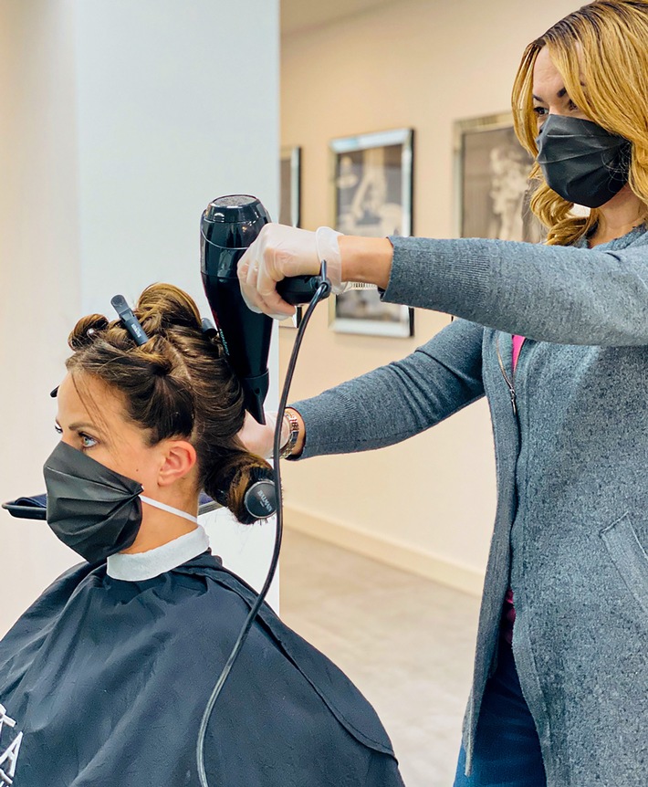 Friseur-Einwegmasken M3 von Mank ebnen den „Weg zurück“ / Gut gerüstet für den Neustart im Salon nach dem Shutdown