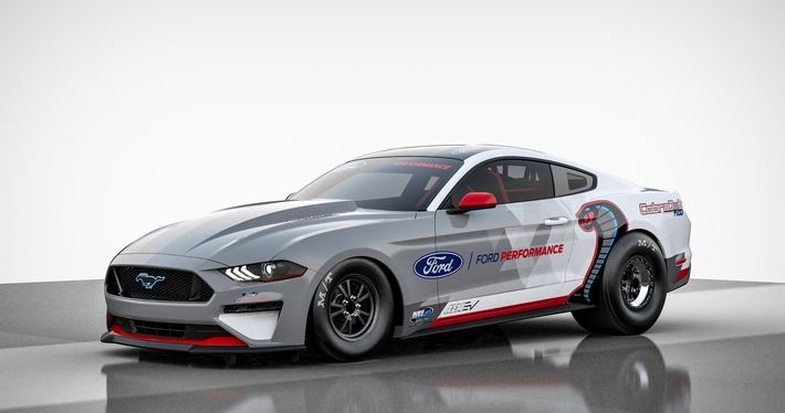 Ford Performance präsentiert ersten rein elektrischen Mustang Cobra Jet 1400-Dragster-Werksrennwagen