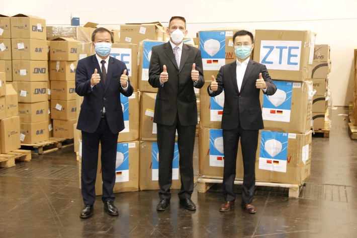 ZTE spendet 10.000 Atemschutzmasken an Nordrhein-Westfalen