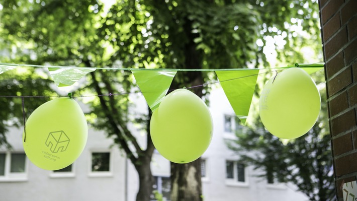 3.000 Aktionen am "Tag der Nachbarn" - Bundespräsident Steinmeier honoriert nachbarschaftliches Engagement bei Aktions-Besuch