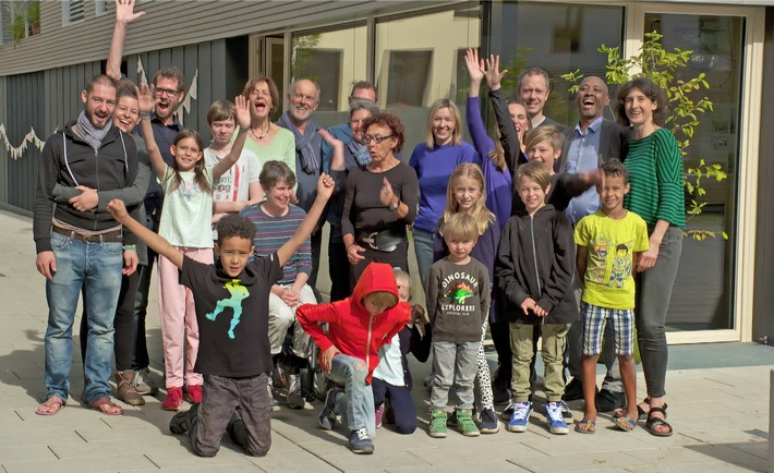 Abenteuer Baugemeinschaft: 13 Familien bauen gemeinsam ein Holzhaus in Stuttgart / 24.6.2020, 20:15 Uhr, SWR Fernsehen