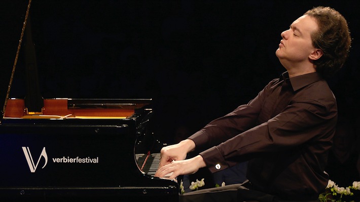 "Verbier Festival 2019": 3satFestspielsommer präsentiert Konzert mit Pianist Evgeny Kissin