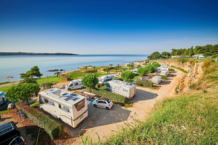 Wohin, wenn deutsche Campingplätze voll belegt sind? / Bei PiNCAMP ist noch etwas frei: Kroatien öffnet Campingplätze für deutsche Camper