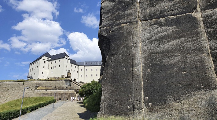 Von rauschenden Festen und dunklen Geheimnissen: Die Geschichte der Festung Königstein