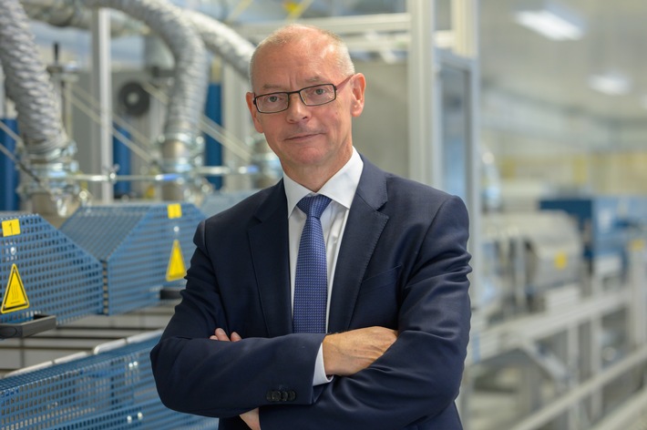 Prof. Dr. Armin Schnettler ist neuer VDE Präsident / Der CEO New Energy Business bei Siemens Energy setzt den Schwerpunkt seiner Präsidentschaft auf Safety, Security und Sustainability