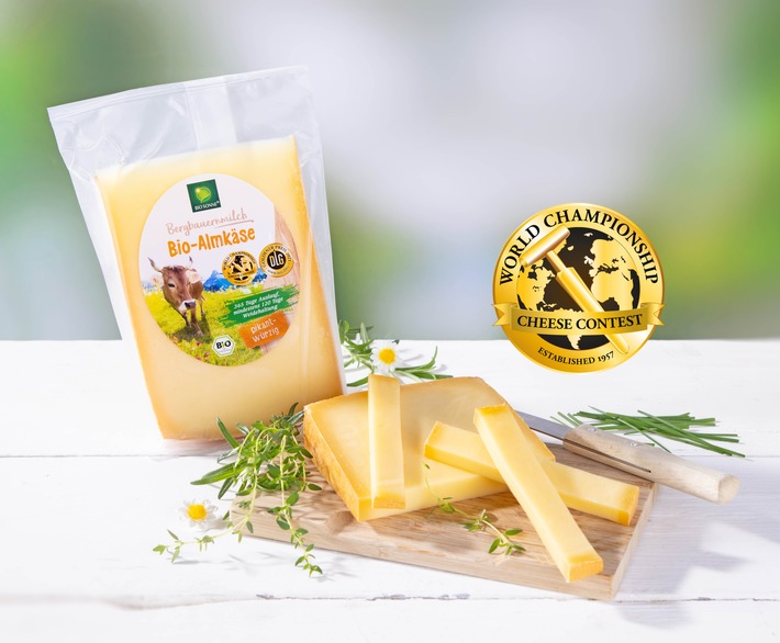 Bio Almkäse von NORMA bei der Käse-Weltmeisterschaft in den USA mit Goldmedaille ausgezeichnet / Aus Bio-Bergbauernmilch und mit würzigem Geschmack