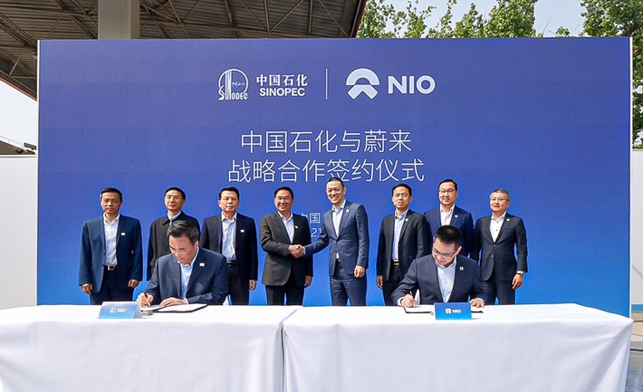 NIO Power Swap Station 2.0 in Betrieb genommen – Neue Partnerschaft mit Sinopec soll Nutzererlebnis der E-Mobilität optimieren