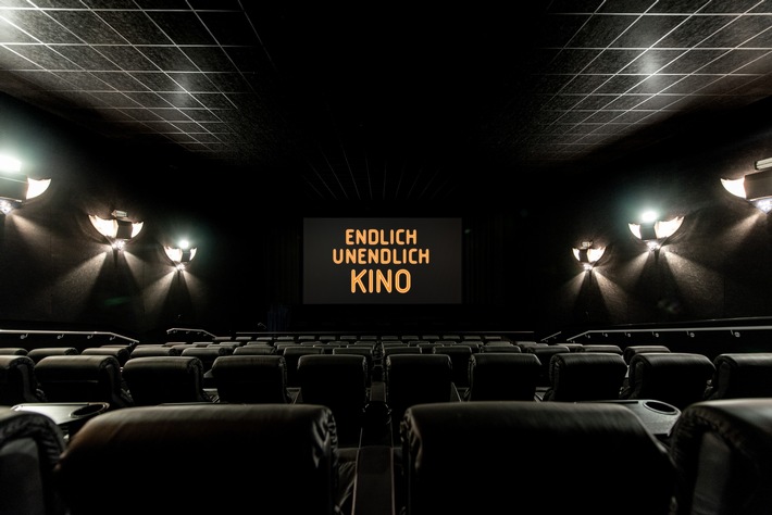 „Endlich unendlich Kino“: CinemaxX feiert Wiedereröffnung der Kinos mit gigantischer Gewinnaktion / CinemaxX verlost eine Million Minuten große Kinomomente