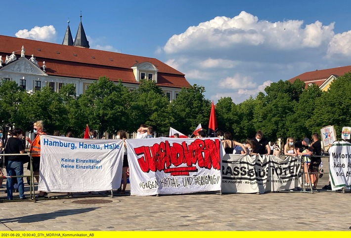 „Exclusiv im Ersten“: Extrem (und) unter Druck – Die AfD im Superwahljahr