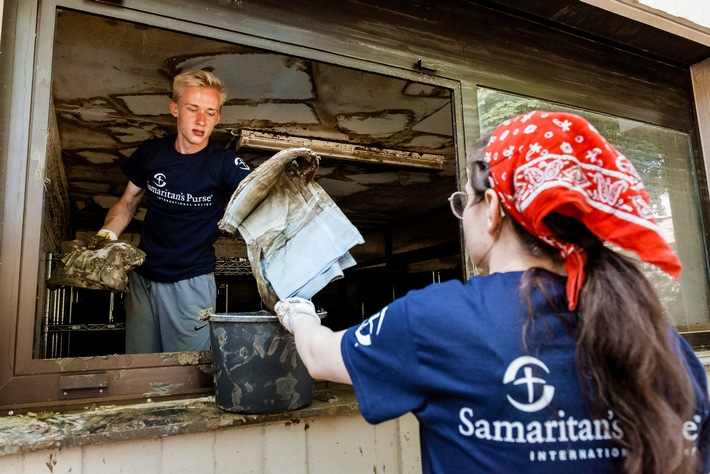 Youtube-Stars unterstützen Hochwasserhilfe / „Real Life Guys“ werben um Freiwillige für Samaritan’s Purse & „To All Nations“