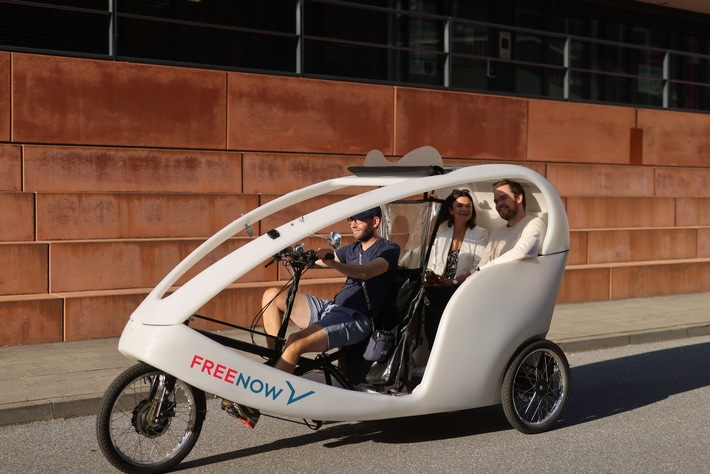 Fahrrad-Taxis in vier deutschen Städten FREE NOW bietet jetzt Rikschas in Hamburg, Berlin, München und Köln an