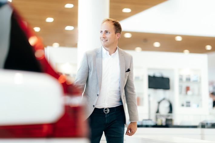 Großer Umbruch in der Automobilindustrie - Sascha Röwekamp erklärt, was sich für die Branche in naher Zukunft ändern wird