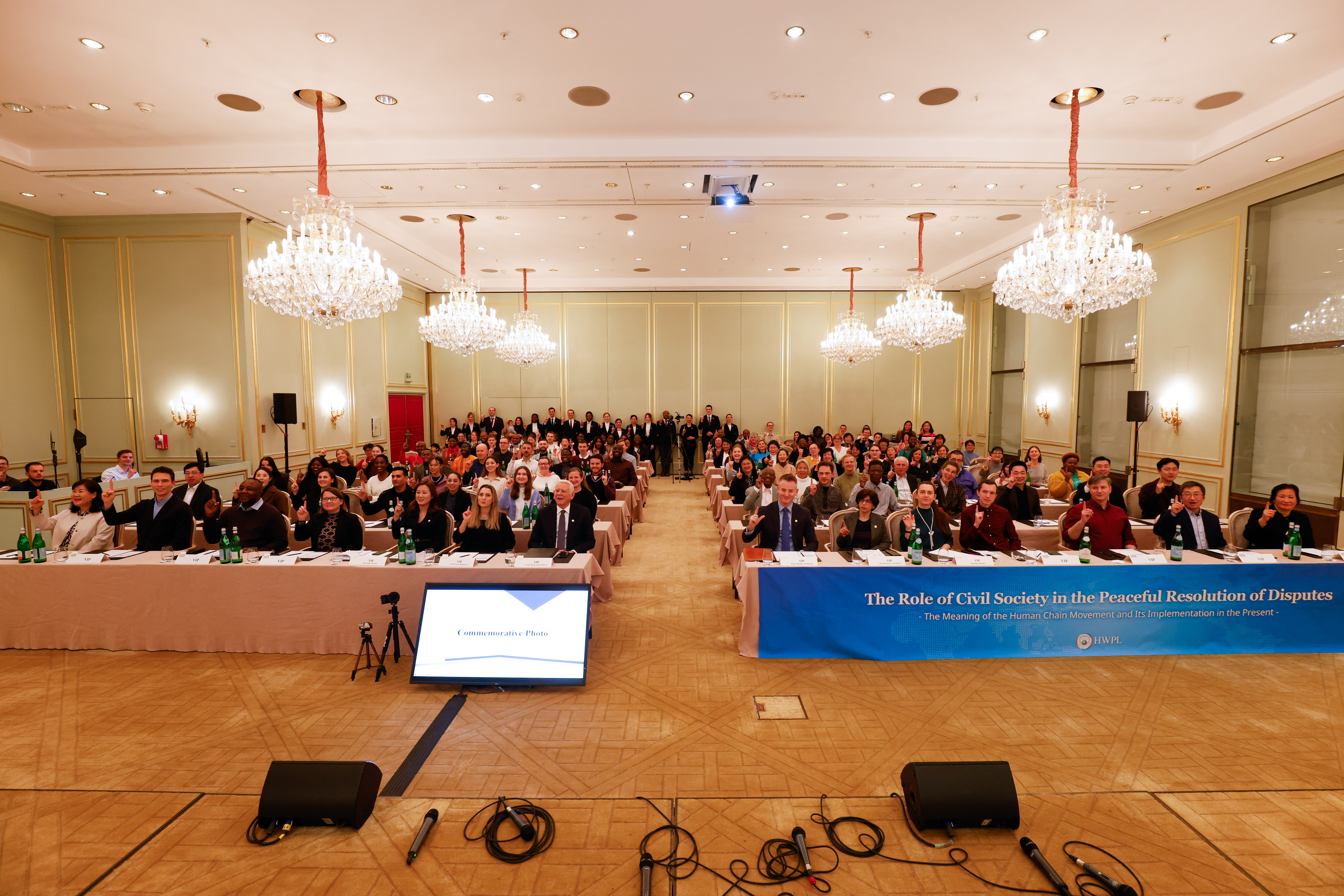 Konferenz in Berlin zur friedlichen Lösung von Konflikten