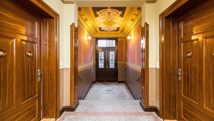 Nachhaltig in denkmalgeschützte Immobilien investieren mit Sallinger Frankfurt / Weiterer Text über ots und www.presseportal.de/nr/179568 / Die Verwendung dieses Bildes für redaktionelle Zwecke ist unter Beachtung aller mitgeteilten Nutzungsbedingungen zulässig und dann auch honorarfrei. Veröffentlichung ausschließlich mit Bildrechte-Hinweis. Nachhaltig in denkmalgeschützte Immobilien investieren mit Sallinger Frankfurt / Weiterer Text über ots und www.presseportal.de/nr/179568 / Die Verwendung dieses Bildes für redaktionelle Zwecke ist unter Beachtung aller mitgeteilten Nutzungsbedingungen zulässig und dann auch honorarfrei. Veröffentlichung ausschließlich mit Bildrechte-Hinweis.