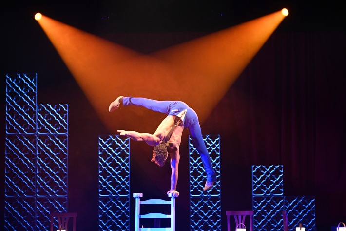 Das GOP Varieté Hannover bietet ein facettenreiches Programm. Beim traditionellen Wintervarieté in der Orangerie Herrenhausen bringt das Haus mit  Das GOP Varieté Hannover bietet ein facettenreiches Programm. Beim traditionellen Wintervarieté in der Orangerie Herrenhausen bringt das Haus mit