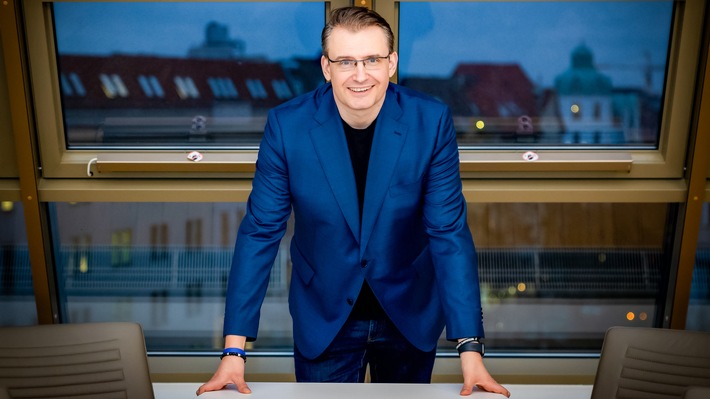 Tomek Piotrowski / Weiterer Text über ots und www.presseportal.de/nr/181296 / Die Verwendung dieses Bildes für redaktionelle Zwecke ist unter Beachtung aller mitgeteilten Nutzungsbedingungen zulässig und dann auch honorarfrei. Veröffentlichung ausschließlich mit Bildrechte-Hinweis.